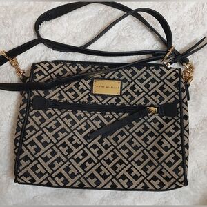 Tommy Hilfiger Purse.
